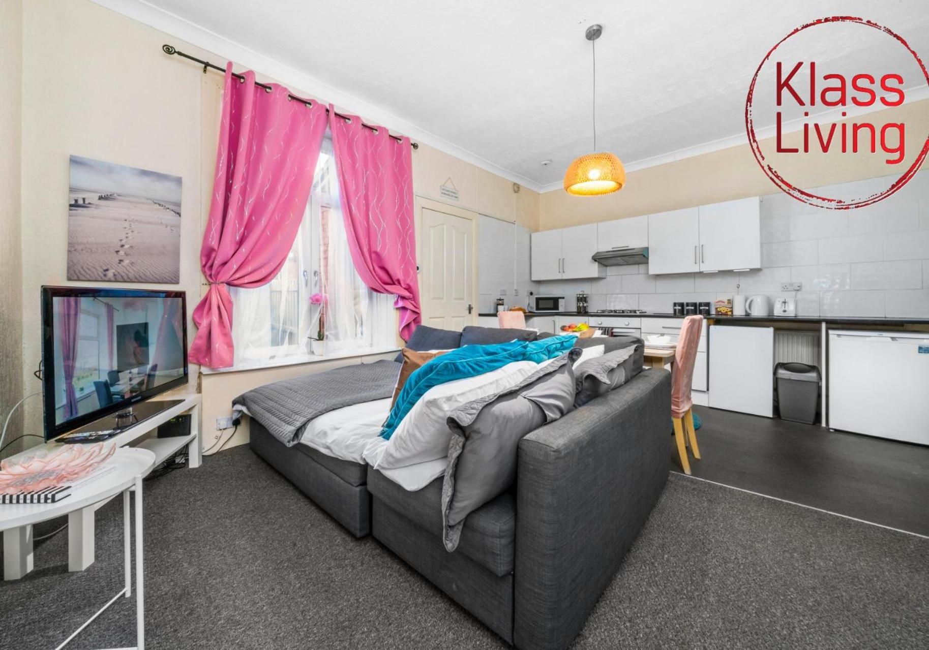 Elmbank Apartment By Klass Living Bellshill Eksteriør billede